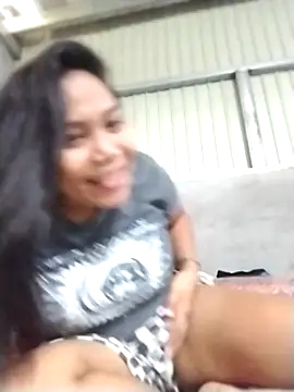 Snapshot of Veeluna16 chatting on 11-26-25, 03:07 Veeluna16 online show from 11-26-25, 03:07