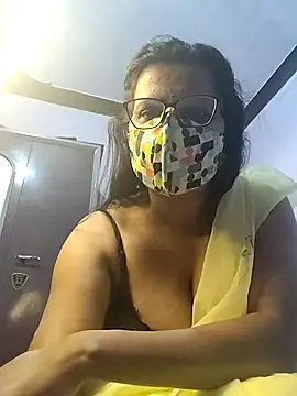 Snapshot of sexy_aaru chatting on 11-17-25, 05:13 sexy aaru online show from 11-17-25, 05:13