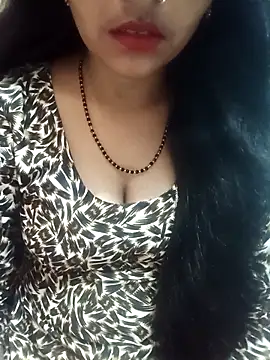 Snapshot of Payal-001 chatting on 09-10-25, 06:08 Payal-001 online show from 09-10-25, 06:08