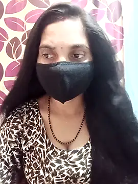 Snapshot of Payal-001 chatting on 09-27-25, 02:33 Payal-001 online show from 09-27-25, 02:33