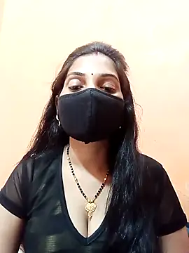 Snapshot of Payal-001 chatting on 10-14-25, 09:04 Payal-001 online show from 10-14-25, 09:04