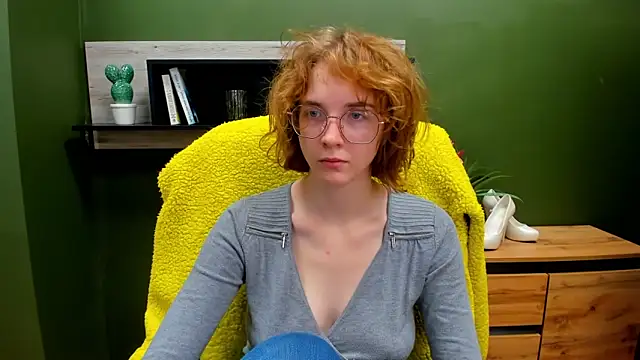 Snapshot of juicyPenny chatting on 09-24-25, 06:28 juicyPenny online show from 09-24-25, 06:28