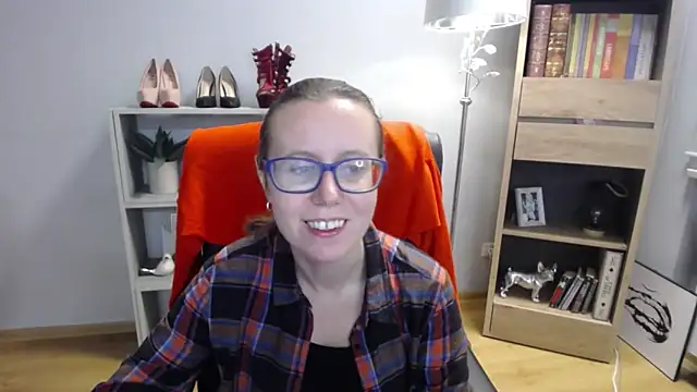 sweetxLizzy online show from 11-07-25, 05:18