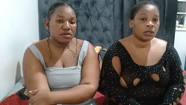 Mia-CharmsX online show from 10-13-25, 04:51