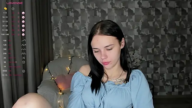 Kseni a online show from 12-19-25, 03:19