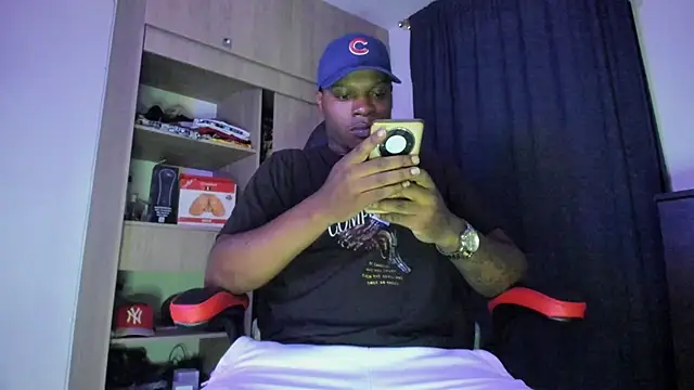 Snapshot of CorvisXnc0012 chatting on 10-22-25, 04:46 CorvisXnc0012 online show from 10-22-25, 04:46