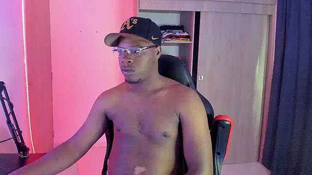 Snapshot of CorvisXnc0012 chatting on 10-29-25, 08:21 CorvisXnc0012 online show from 10-29-25, 08:21