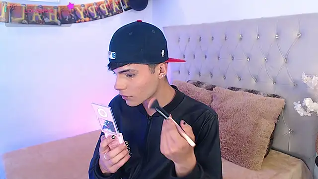 Dulcey  online show from 10-26-25, 04:07