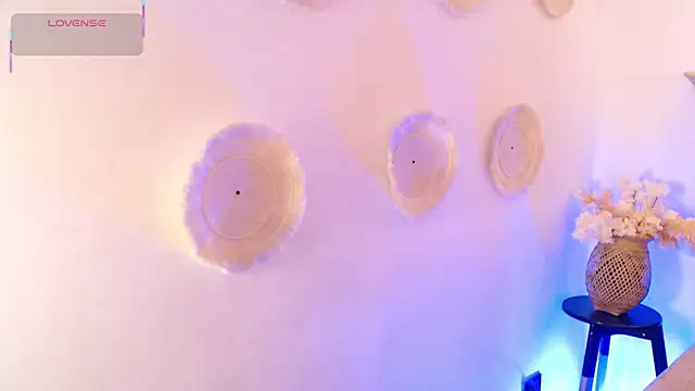 Dulcey  online show from 12-05-25, 03:26