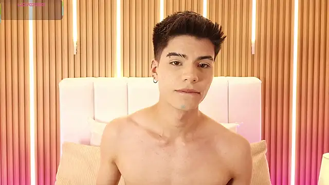 Snapshot of Dulcey_ chatting on 03-31-26, 04:57 Dulcey online show from 03-31-26, 04:57