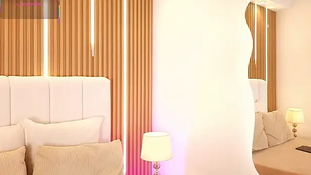 Snapshot of Dulcey_ chatting on 04-08-26, 04:23 Dulcey online show from 04-08-26, 04:23