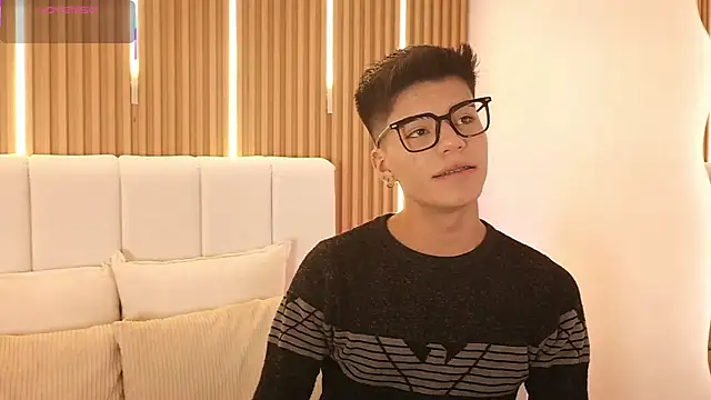 Snapshot of Dulcey_ chatting on 04-11-26, 05:34 Dulcey online show from 04-11-26, 05:34