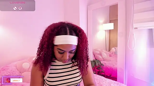  Zahara  online show from 10-16-25, 01:06