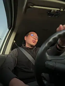 Snapshot of koukou322 chatting on 12-14-25, 09:52 koukou322 online show from 12-14-25, 09:52