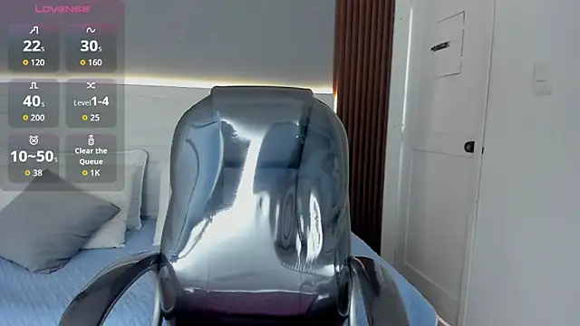 Emmy Meadows online show from 09-29-25, 07:19