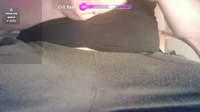 Snapshot of snebold chatting on 01-05-26, 05:27 snebold online show from 01-05-26, 05:27