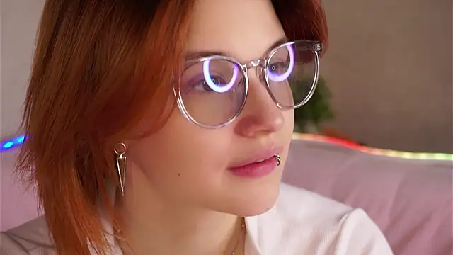 BlytheBenny online show from 10-13-25, 01:16