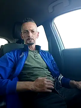 Snapshot of fabius720 chatting on 10-31-25, 02:40 fabius720 online show from 10-31-25, 02:40