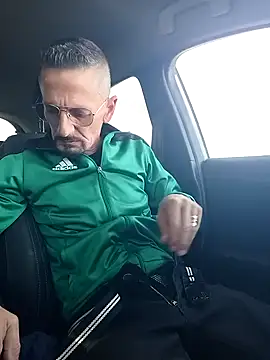 Snapshot of fabius720 chatting on 11-06-25, 12:06 fabius720 online show from 11-06-25, 12:06