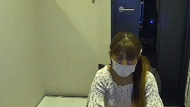 Snapshot of SAKI_saki_01 chatting on 10-21-25, 10:05 SAKI saki 01 online show from 10-21-25, 10:05