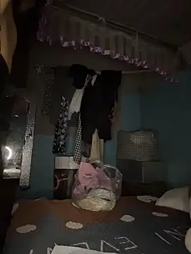 Snapshot of NinaChu chatting on 10-17-25, 02:19 NinaChu online show from 10-17-25, 02:19