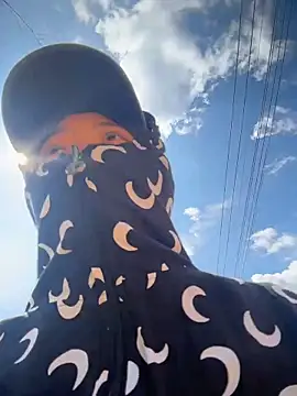 Snapshot of NinaChu chatting on 10-21-25, 04:35 NinaChu online show from 10-21-25, 04:35