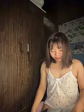 Snapshot of NinaChu chatting on 11-02-25, 04:31 NinaChu online show from 11-02-25, 04:31