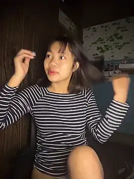 Snapshot of NinaChu chatting on 11-07-25, 05:24 NinaChu online show from 11-07-25, 05:24