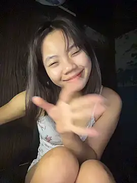 Snapshot of NinaChu chatting on 11-13-25, 03:55 NinaChu online show from 11-13-25, 03:55