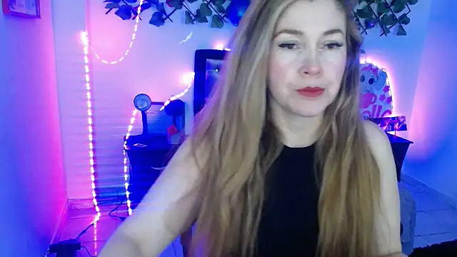 laura evans1998 online show from 10-03-25, 03:20
