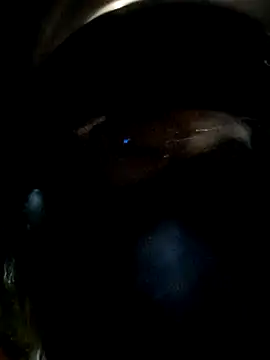 Snapshot of DarkHoneyy chatting on 10-24-25, 01:13 DarkHoneyy online show from 10-24-25, 01:13