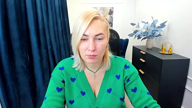 CamilaFatem online show from 10-06-25, 11:40