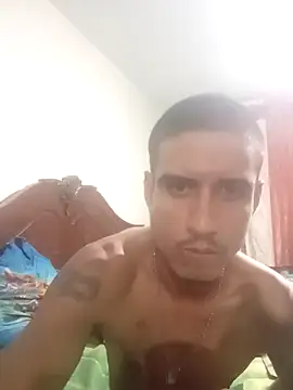 Snapshot of andru898 chatting on 11-19-25, 09:42 andru898 online show from 11-19-25, 09:42