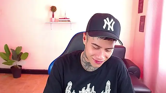 setthomas online show from 11-11-25, 02:39