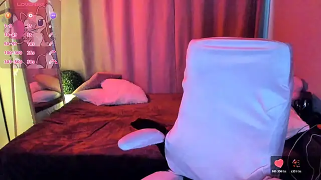 TaisiaHot online show from 12-22-25, 08:55