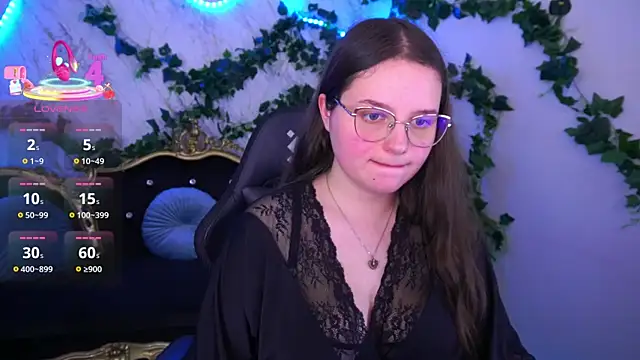 Snapshot of SophieDreamss chatting on 11-06-25, 03:02 SophieDreamss online show from 11-06-25, 03:02