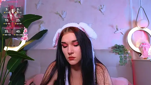 Snapshot of JenniferSullivan chatting on 11-02-25, 09:50 JenniferSullivan online show from 11-02-25, 09:50