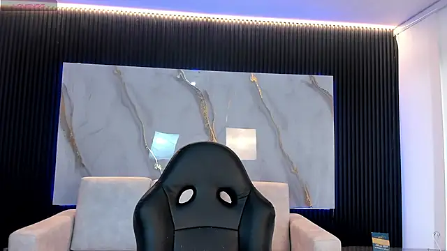 MadisonAnngel online show from 11-29-25, 08:45