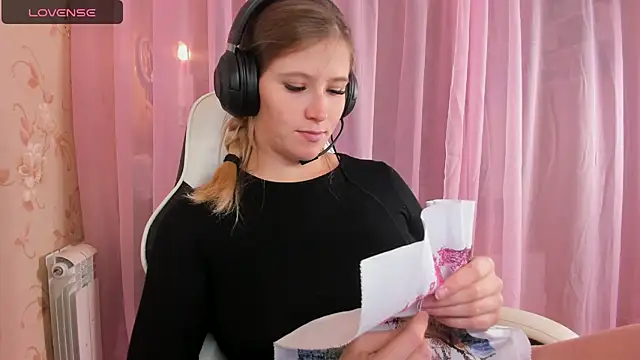 Anabel-Candy online show from 10-20-25, 06:47