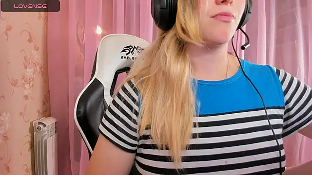 Anabel-Candy online show from 10-22-25, 06:40