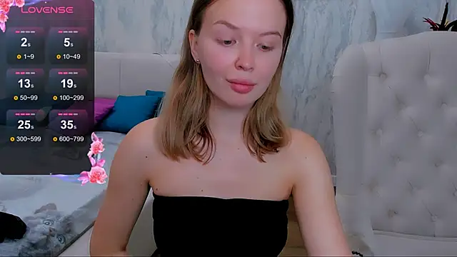LaurennHill online show from 09-09-25, 12:10