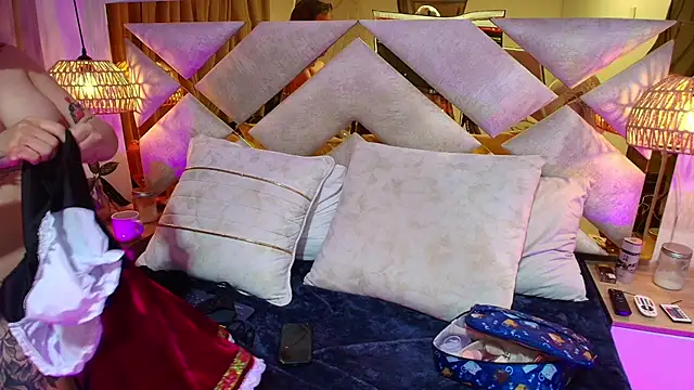 Scarlett Vegaa online show from 10-14-25, 12:28