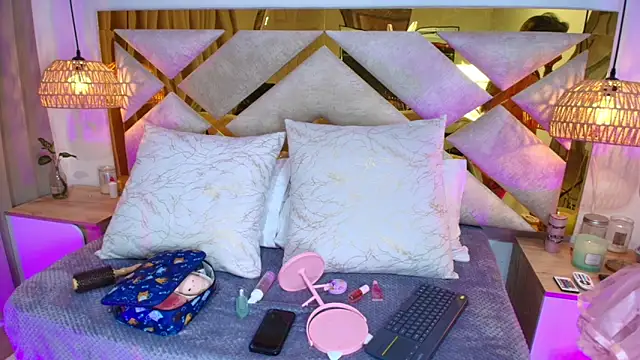 Scarlett Vegaa online show from 11-05-25, 12:05