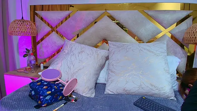 Scarlett Vegaa online show from 11-11-25, 12:05