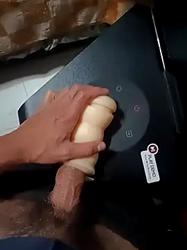 santiidamm online show from 11-18-25, 06:18