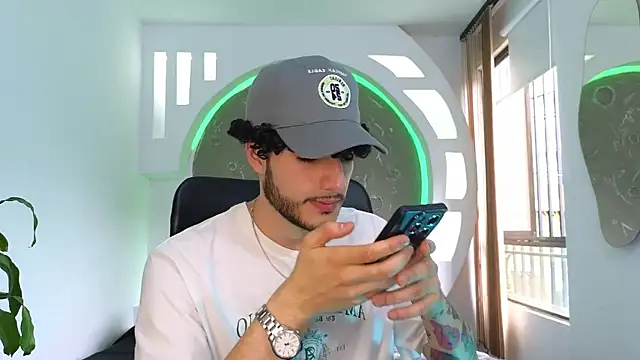 Rafael Mendezz online show from 10-08-25, 07:55