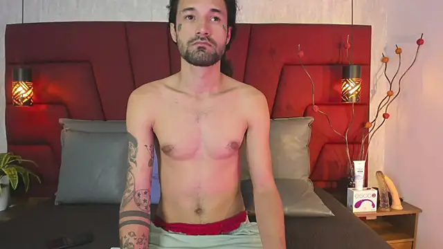 Snapshot of Hisoka_011 chatting on 10-28-25, 07:49 Hisoka 011 online show from 10-28-25, 07:49