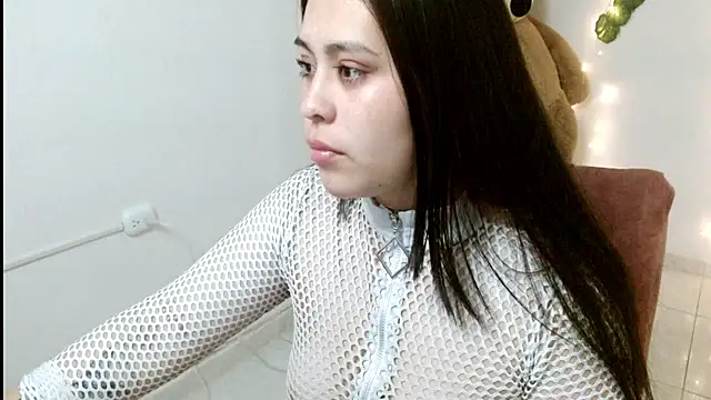 lucy1609 online show from 10-02-25, 08:38