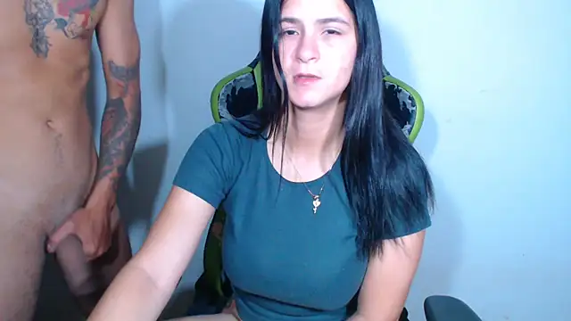 Snapshot of sensualduo chatting on 11-26-25, 08:37 sensualduo online show from 11-26-25, 08:37