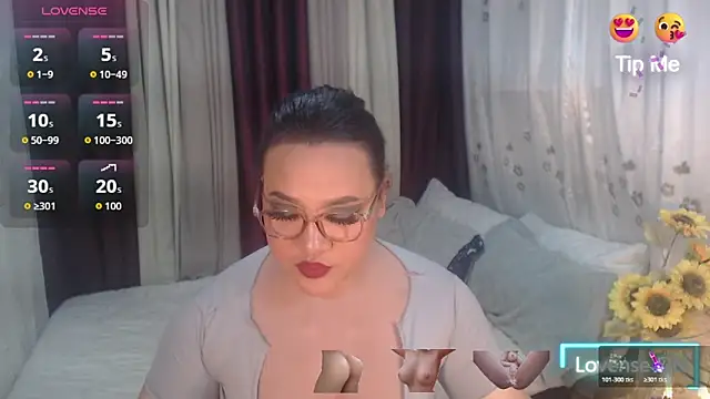 Hotcum ella online show from 02-16-26, 12:40